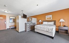 Bayshore Deluxe #318